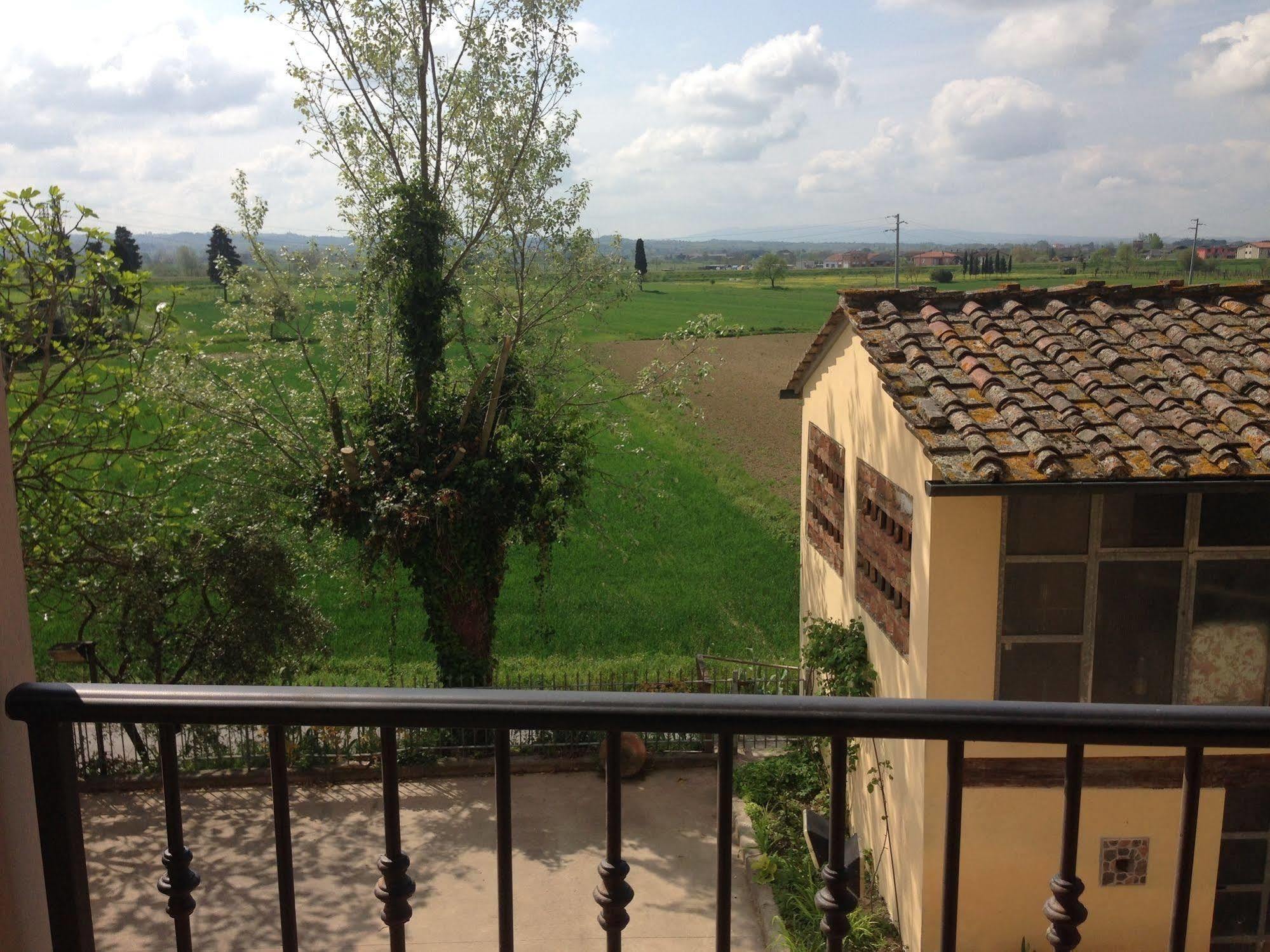 Podere Di Valli Santa Maria a Monte Ngoại thất bức ảnh